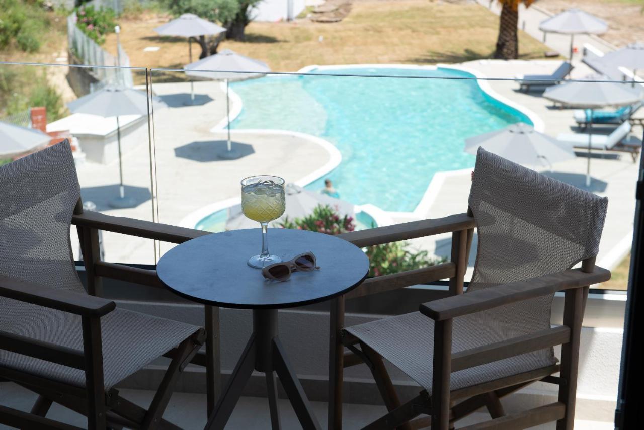 Aparthotel Domus Hospitality Vourvourou Exterior foto