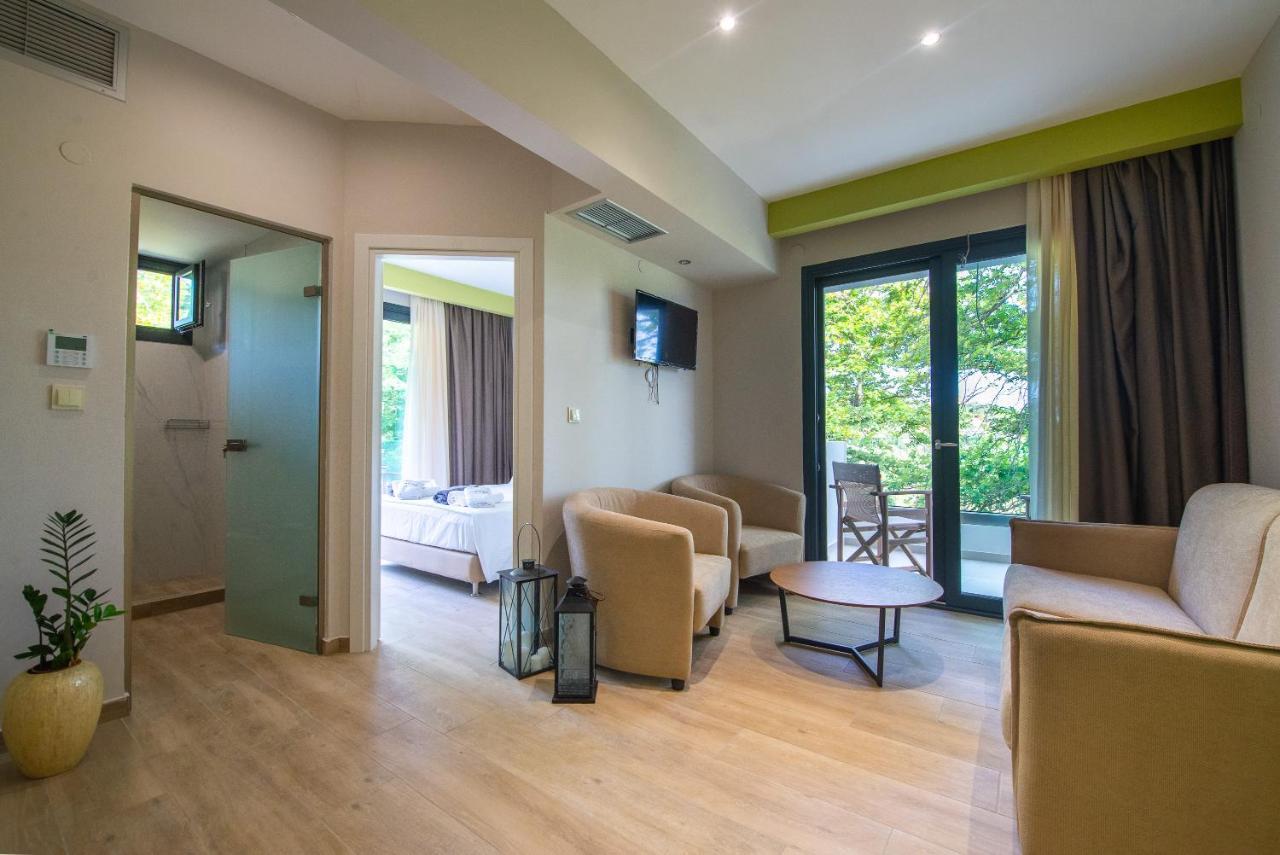 Aparthotel Domus Hospitality Vourvourou Exterior foto