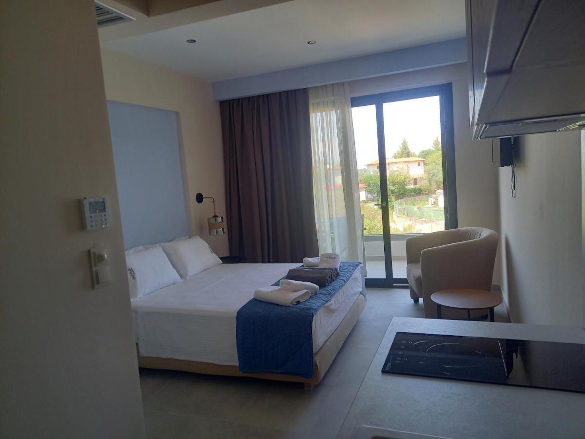 Aparthotel Domus Hospitality Vourvourou Exterior foto